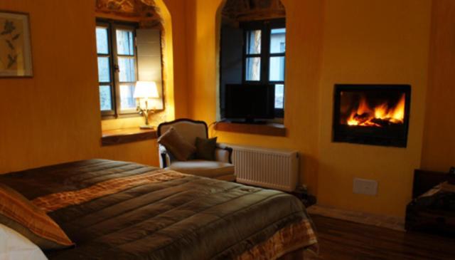 Astra Hotel Kastanéa Chambre photo