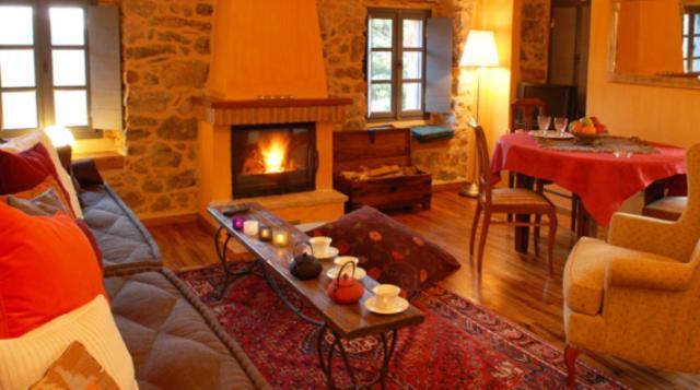 Astra Hotel Kastanéa Chambre photo