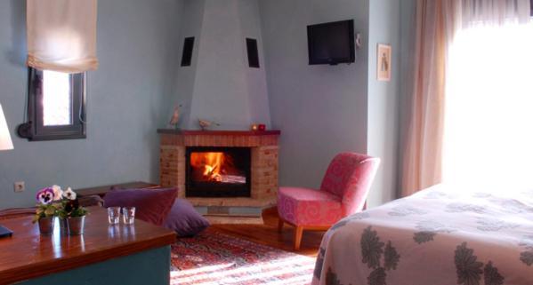 Astra Hotel Kastanéa Chambre photo